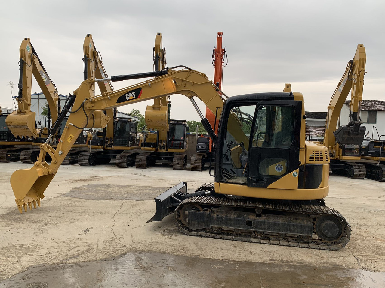 Caterpillar 308 Mini Excavator Used Machine Good Price on Sale - Pelle sur chenille: photos 3 Caterpillar 308 Mini Excavator Used Machine Good Price on Sale - Pelle sur chenille: photos 3