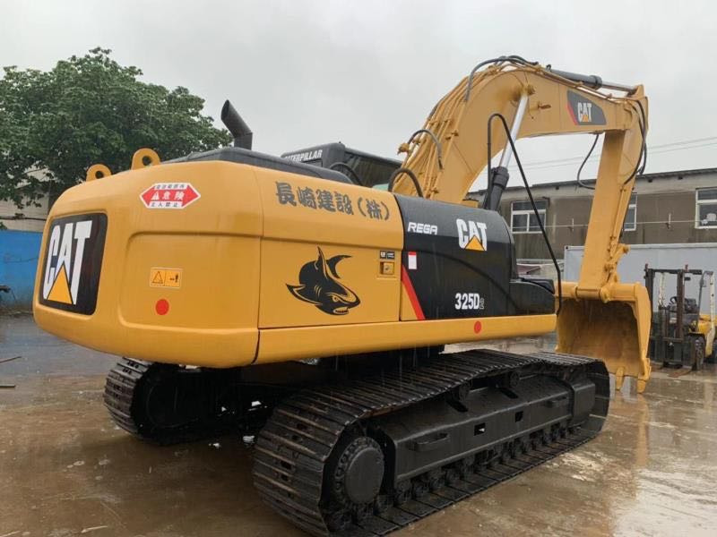 Caterpillar Used Excavator Cheap Price CAT 325D, 325BL Made in Japan - Pelle sur chenille: photos 4 Caterpillar Used Excavator Cheap Price CAT 325D, 325BL Made in Japan - Pelle sur chenille: photos 4