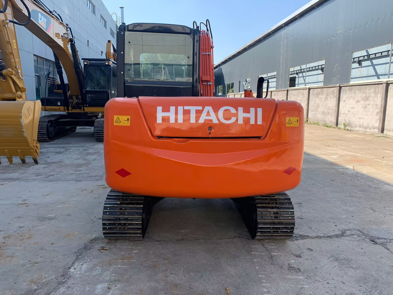 Hitachi Mini Excavator ZX70, ZX75, ZX60 Cheap Excavator Machine - Pelle sur chenille: photos 4 Hitachi Mini Excavator ZX70, ZX75, ZX60 Cheap Excavator Machine - Pelle sur chenille: photos 4