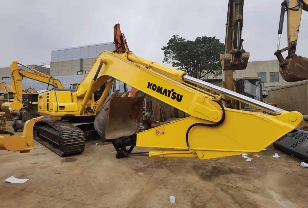 KOMATSU hydraulic excavator 20 ton construction excavator PC200-6, PC200-7, PC200-8 - Pelle sur chenille: photos 3 KOMATSU hydraulic excavator 20 ton construction excavator PC200-6, PC200-7, PC200-8 - Pelle sur chenille: photos 3