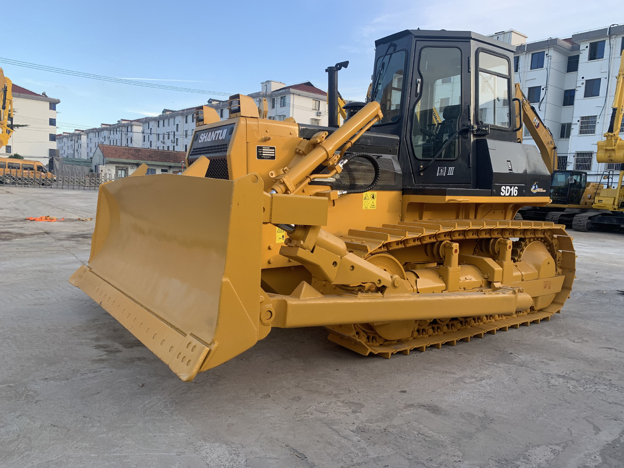 SHANTUI SD16 Used Bulldozer with Good Price - Bulldozer: photos 5 SHANTUI SD16 Used Bulldozer with Good Price - Bulldozer: photos 5