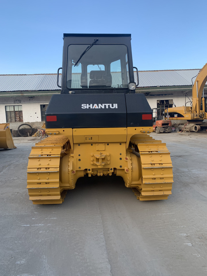 SHANTUI SD16 Used Bulldozer with Good Price - Bulldozer: photos 3 SHANTUI SD16 Used Bulldozer with Good Price - Bulldozer: photos 3