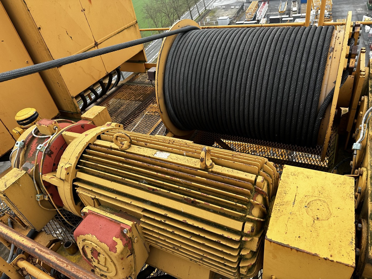 Liebherr LIEBHERR 355 HC-S 20 - Grue à tour: photos 5 Liebherr LIEBHERR 355 HC-S 20 - Grue à tour: photos 5