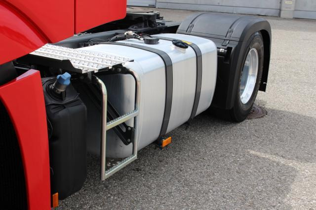 Mercedes-Benz Actros 1863LS NEUZUSTAND - Tracteur routier: photos 4 Mercedes-Benz Actros 1863LS NEUZUSTAND - Tracteur routier: photos 4