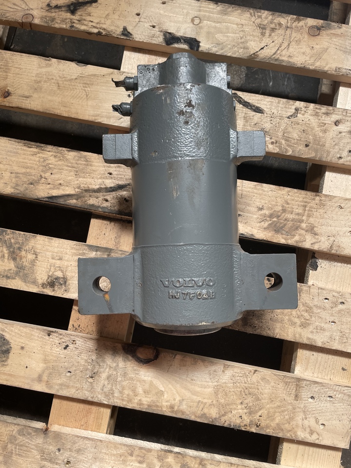 Stabilizator Volvo 160C - Frame/ Châssis: photos 2 Stabilizator Volvo 160C - Frame/ Châssis: photos 2