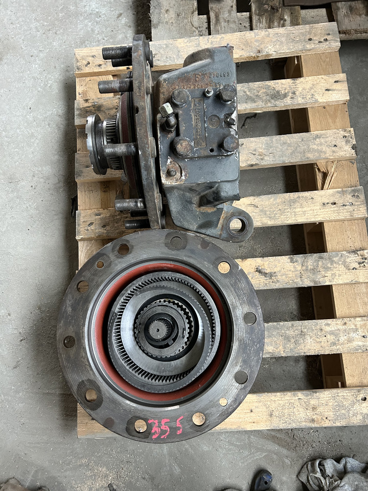 ZF APL-B355 - Moteur de translation pour Pelle sur pneus: photos 3 ZF APL-B355 - Moteur de translation pour Pelle sur pneus: photos 3