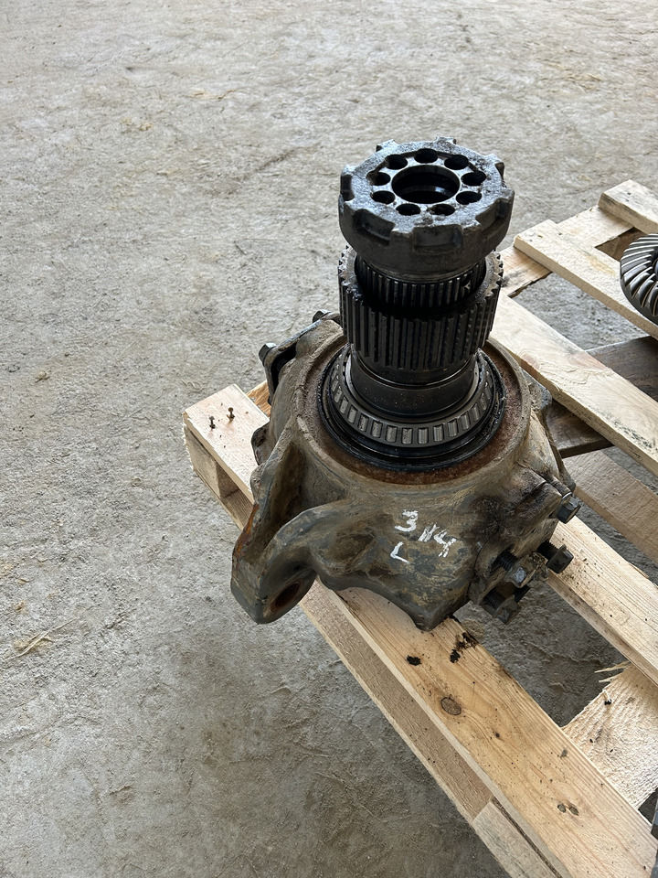 ZF LIEBHERR A314 - Essieu et pièces pour Pelle sur pneus: photos 3 ZF LIEBHERR A314 - Essieu et pièces pour Pelle sur pneus: photos 3