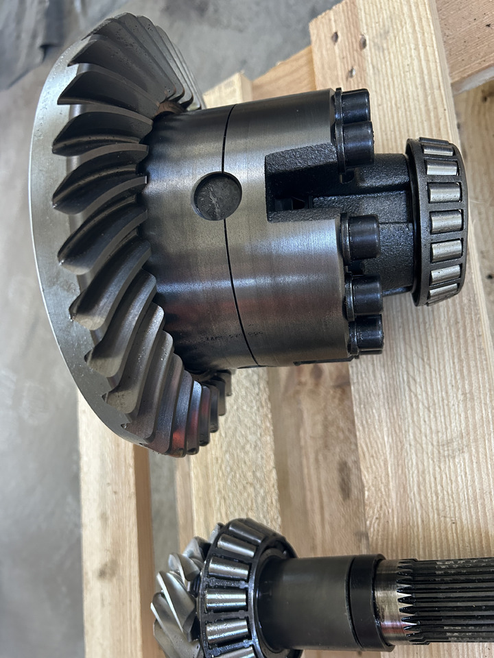 ZF MT-E3050 - Différentiel pour Pelle: photos 5 ZF MT-E3050 - Différentiel pour Pelle: photos 5
