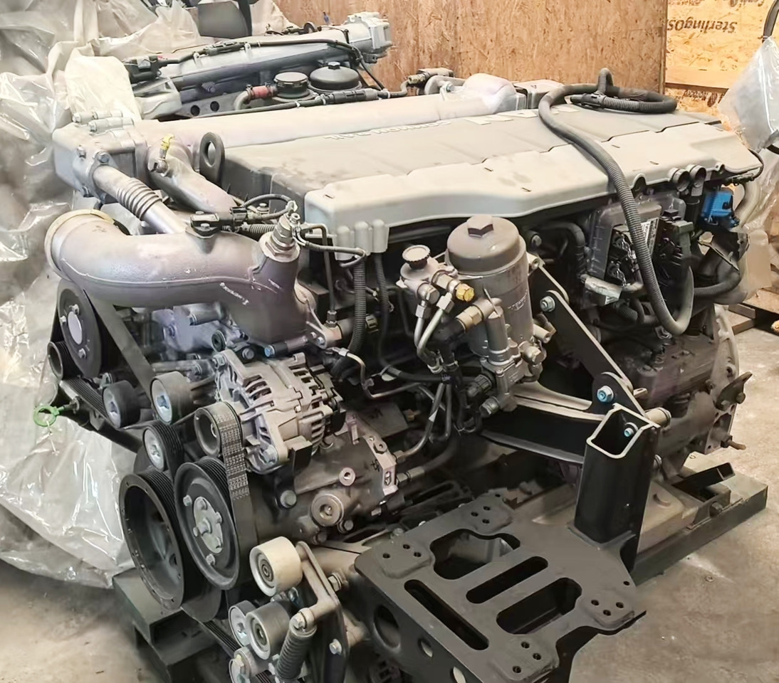 MAN D2066 - Moteur pour Camion: photos 5 MAN D2066 - Moteur pour Camion: photos 5