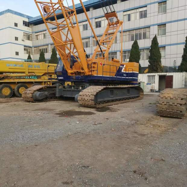 2005 KOBELCO 7150 - Grue sur chenilles: photos 1 2005 KOBELCO 7150 - Grue sur chenilles: photos 1
