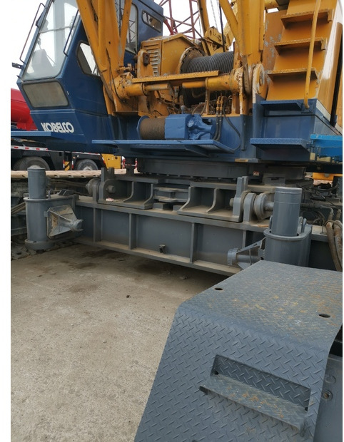 Grue sur chenilles 2005 KOBELCO 7150: photos 7