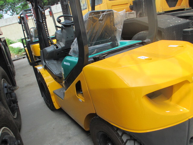 Chariot élévateur Komatsu FD30-16: photos 9