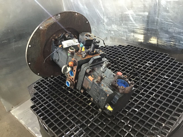 Liebherr A4VG125+A11V075 - Pompe hydraulique: photos 2 Liebherr A4VG125+A11V075 - Pompe hydraulique: photos 2