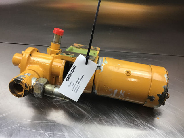 Liebherr A900 B / A900 Li / A900C / A902 INDUSTRIAL / A902 Li - Pompe à carburant: photos 1 Liebherr A900 B / A900 Li / A900C / A902 INDUSTRIAL / A902 Li - Pompe à carburant: photos 1