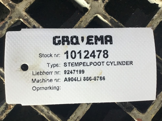 Liebherr A902 INDUSTRIAL / A902 Li / A904 INDUSTRIAL / A904C Li / A912 Li / A914 Li / A914B Li - Vérin hydraulique: photos 2 Liebherr A902 INDUSTRIAL / A902 Li / A904 INDUSTRIAL / A904C Li / A912 Li / A914 Li / A914B Li - Vérin hydraulique: photos 2