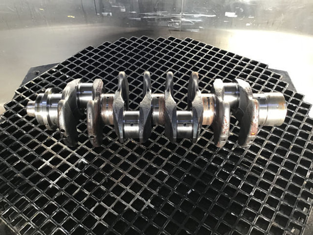 Liebherr Crankshaft D934S - Vilebrequin: photos 4 Liebherr Crankshaft D934S - Vilebrequin: photos 4