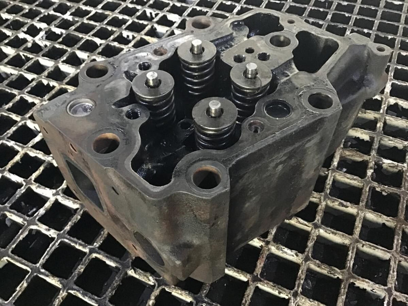 Liebherr Cylinderhead - Bloc-cylindres: photos 1 Liebherr Cylinderhead - Bloc-cylindres: photos 1