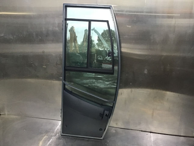 Liebherr Door Left - Portière et pièces: photos 2 Liebherr Door Left - Portière et pièces: photos 2