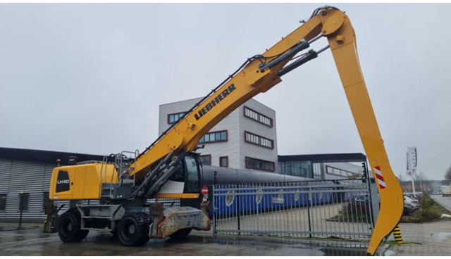 Liebherr LH 40 M Industry Litronic - Pelle de manutention: photos 2 Liebherr LH 40 M Industry Litronic - Pelle de manutention: photos 2