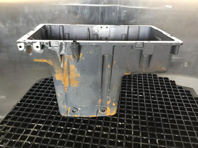 Carter Liebherr Oil Sump: photos 12 Carter Liebherr Oil Sump: photos 12