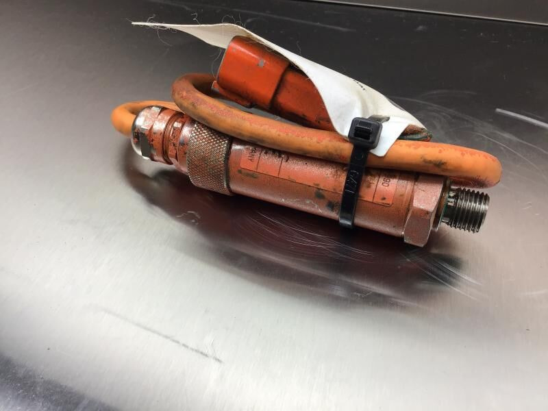 Liebherr R914B - Relais: photos 2 Liebherr R914B - Relais: photos 2