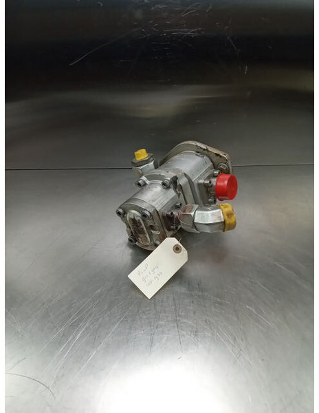 Liebherr R920 - Pompe hydraulique: photos 1 Liebherr R920 - Pompe hydraulique: photos 1