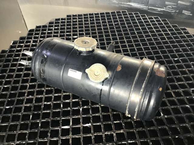 Liebherr Tank - Vase d'expansion: photos 1 Liebherr Tank - Vase d'expansion: photos 1