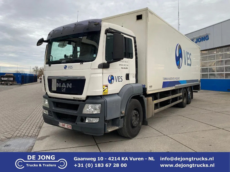 MAN TGS 26.320 / 6x2/4 / ADR / Closed box / Dhollandia - Camion fourgon: photos 1 MAN TGS 26.320 / 6x2/4 / ADR / Closed box / Dhollandia - Camion fourgon: photos 1