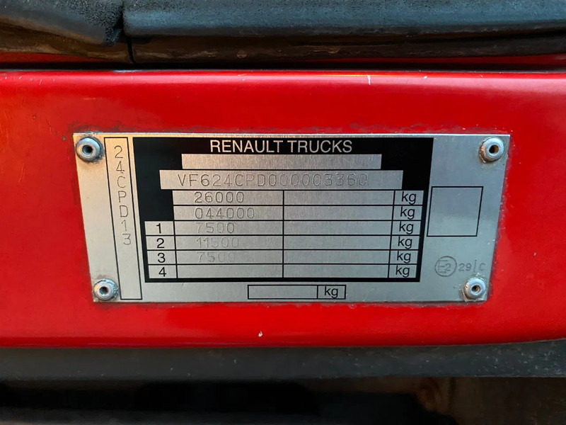 Camion fourgon Renault Premium 380 / 6x2/4 / Drinks Transport: photos 11