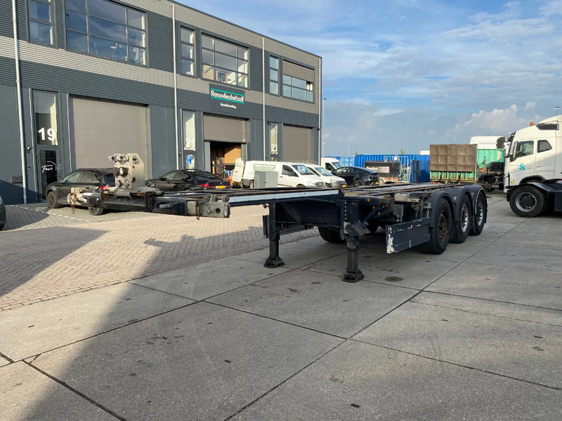 Renders Euro 800 3DFCST / Container Chassis / 45FT / 1x Lift Axle / 2x Extendable - Semi-remorque porte-conteneur/ Caisse mobile: photos 4 Renders Euro 800 3DFCST / Container Chassis / 45FT / 1x Lift Axle / 2x Extendable - Semi-remorque porte-conteneur/ Caisse mobile: photos 4