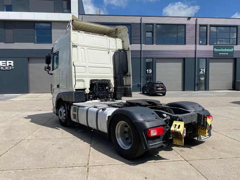 DAF XF 106.450 SC / Automatic / Euro 6 - Tracteur routier: photos 4 DAF XF 106.450 SC / Automatic / Euro 6 - Tracteur routier: photos 4