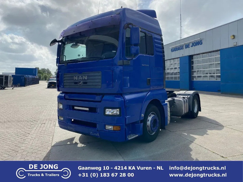 MAN TGA 18.440 / 2x Tank / Manual / Euro-5 - Tracteur routier: photos 1 MAN TGA 18.440 / 2x Tank / Manual / Euro-5 - Tracteur routier: photos 1