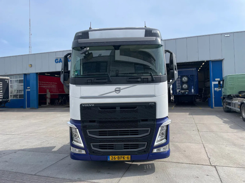 Volvo FH 13.460 Globetrotter / I-save - Tracteur routier: photos 2 Volvo FH 13.460 Globetrotter / I-save - Tracteur routier: photos 2
