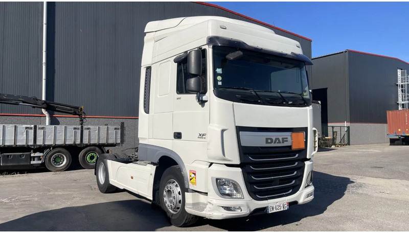 DAF XF 510 RETARDER+KOELKAST - Tracteur routier: photos 3 DAF XF 510 RETARDER+KOELKAST - Tracteur routier: photos 3
