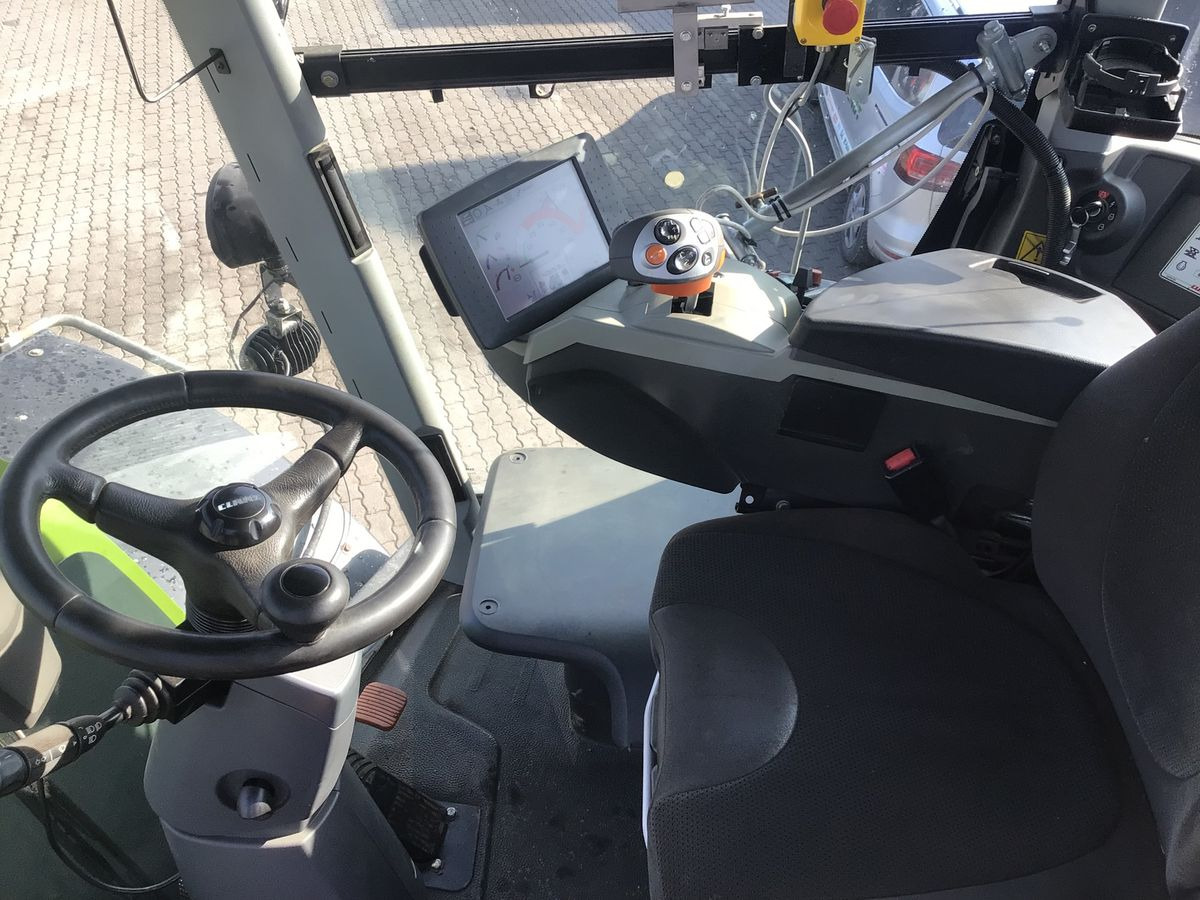 Tracteur agricole Claas Xerion 4500 Trac VC: photos 15