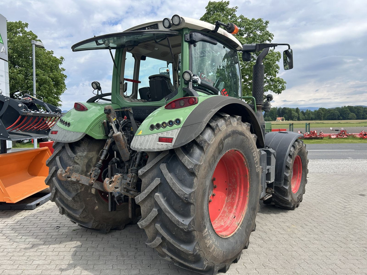 Fendt 724 Vario - Tracteur agricole: photos 3 Fendt 724 Vario - Tracteur agricole: photos 3