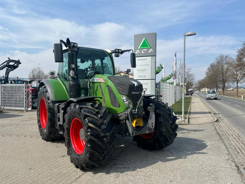 Fendt 724 Vario - Tracteur agricole: photos 2 Fendt 724 Vario - Tracteur agricole: photos 2