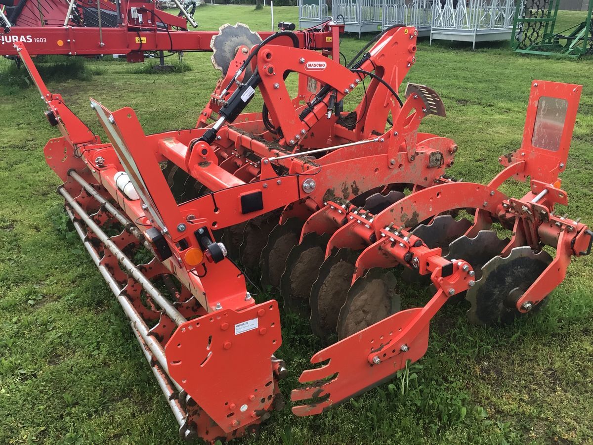 Maschio Veloce 30 - Cover crop: photos 2 Maschio Veloce 30 - Cover crop: photos 2