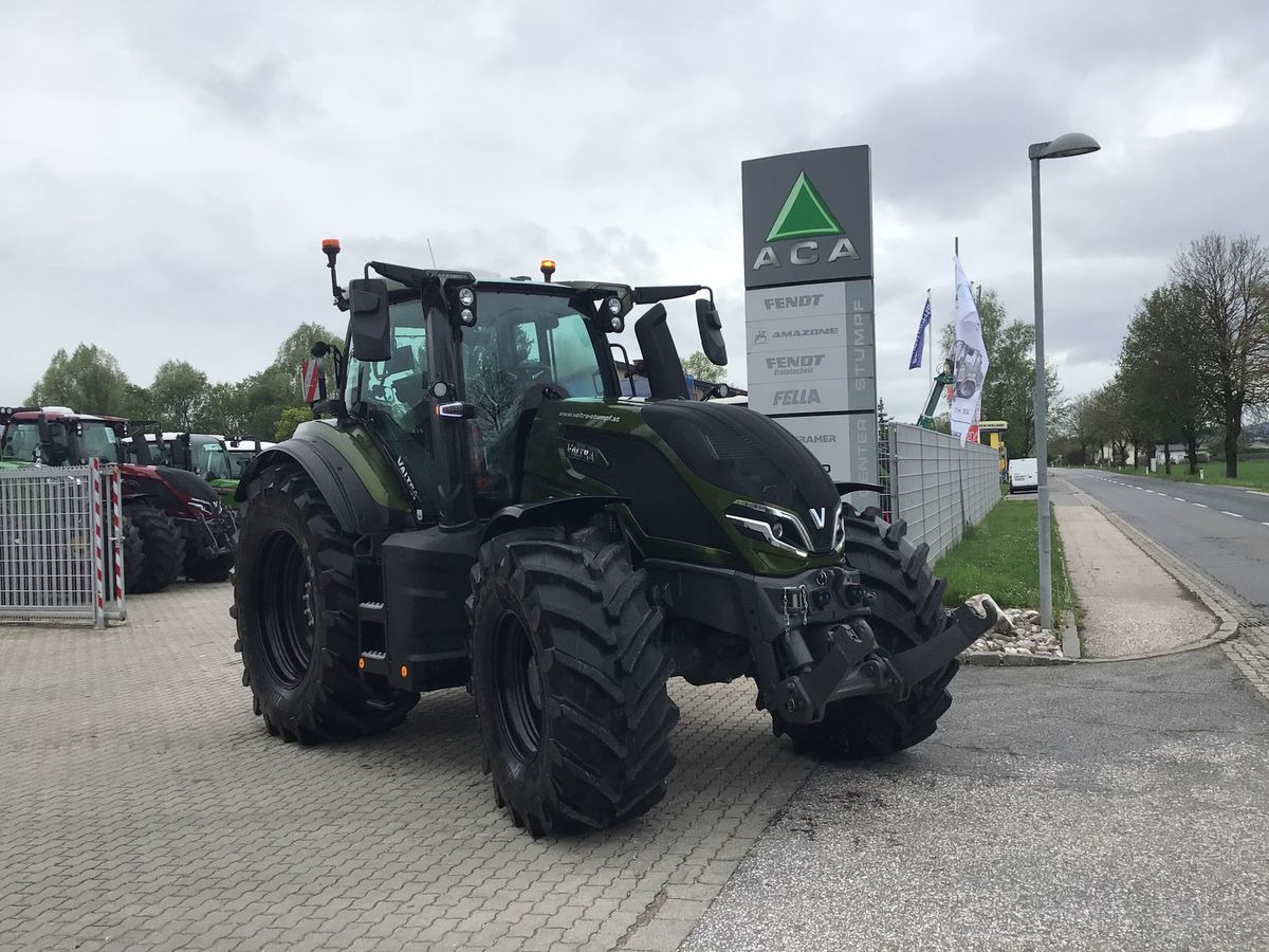 Valtra Q305 - Tracteur agricole: photos 1 Valtra Q305 - Tracteur agricole: photos 1