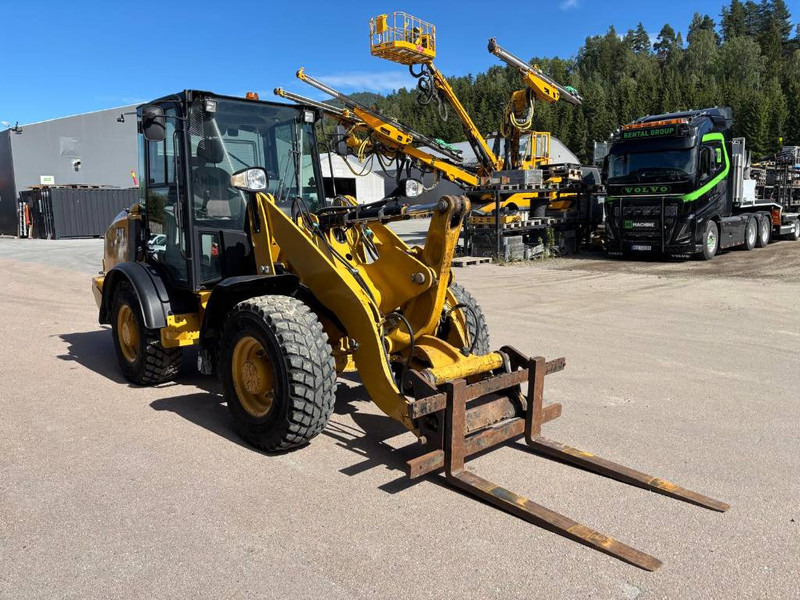 Cat !!SOLD!! 906 M - Chargeuse sur pneus: photos 2 Cat !!SOLD!! 906 M - Chargeuse sur pneus: photos 2