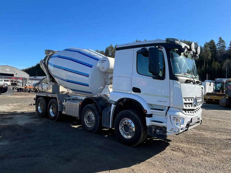Mercedes-Benz Arocs 3246 - Camion malaxeur: photos 3 Mercedes-Benz Arocs 3246 - Camion malaxeur: photos 3