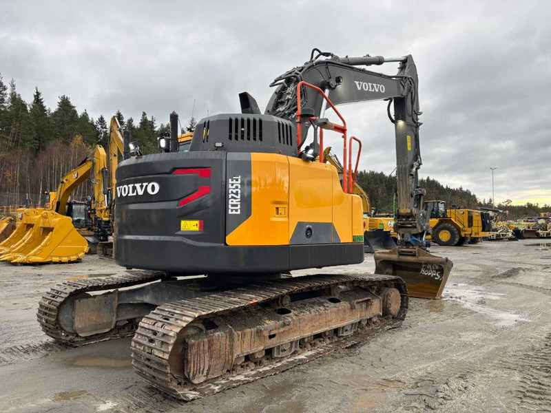 Volvo ECR 235 E - Pelle sur chenille: photos 3 Volvo ECR 235 E - Pelle sur chenille: photos 3