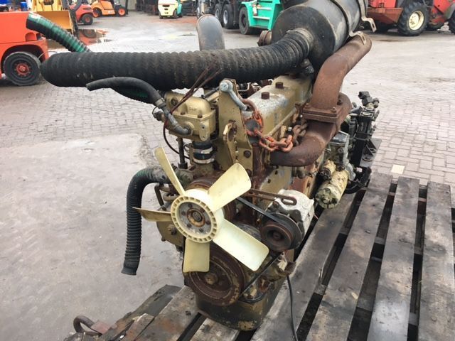 DAF 825 - Moteur: photos 4 DAF 825 - Moteur: photos 4