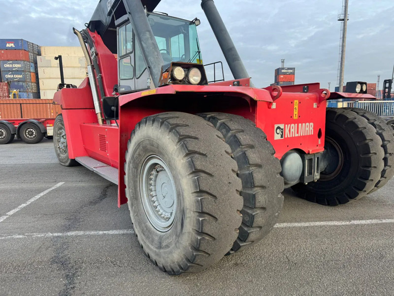 Kalmar DRF450-65S5 - Reach stacker: photos 3 Kalmar DRF450-65S5 - Reach stacker: photos 3