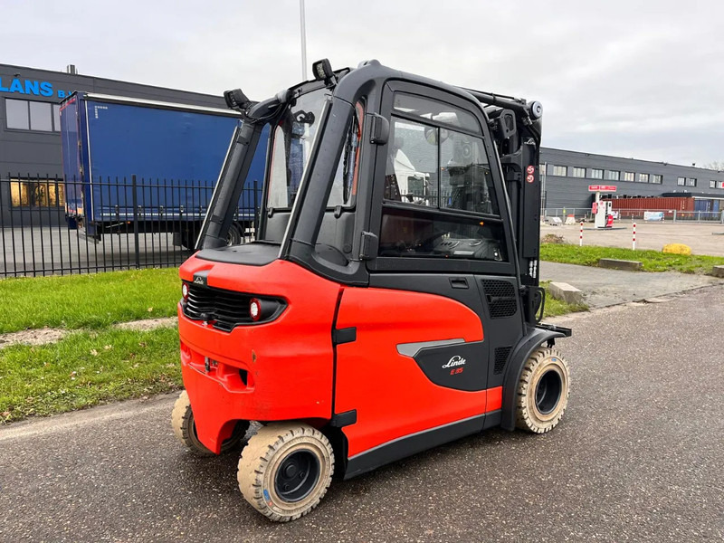 Linde E35HL-01 - Chariot élévateur électrique: photos 3 Linde E35HL-01 - Chariot élévateur électrique: photos 3