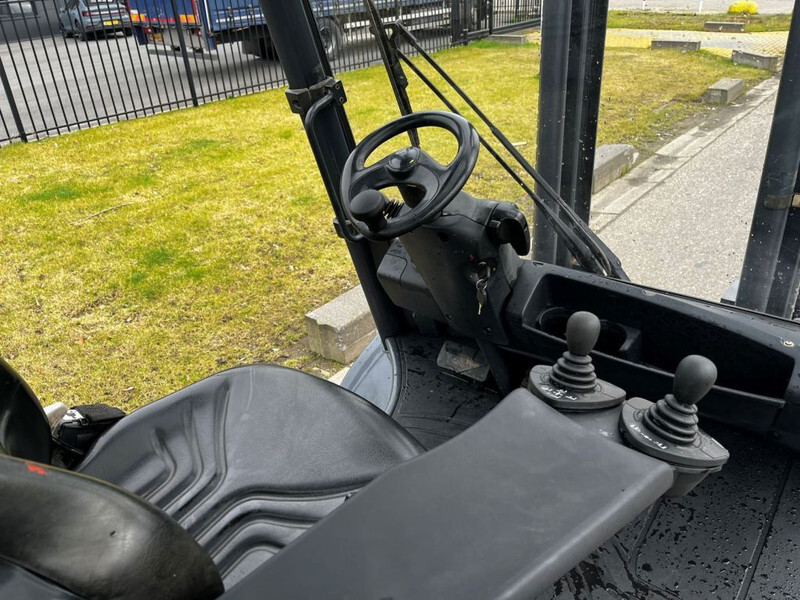 Chariot élévateur diesel Linde H50D: photos 14 Chariot élévateur diesel Linde H50D: photos 14