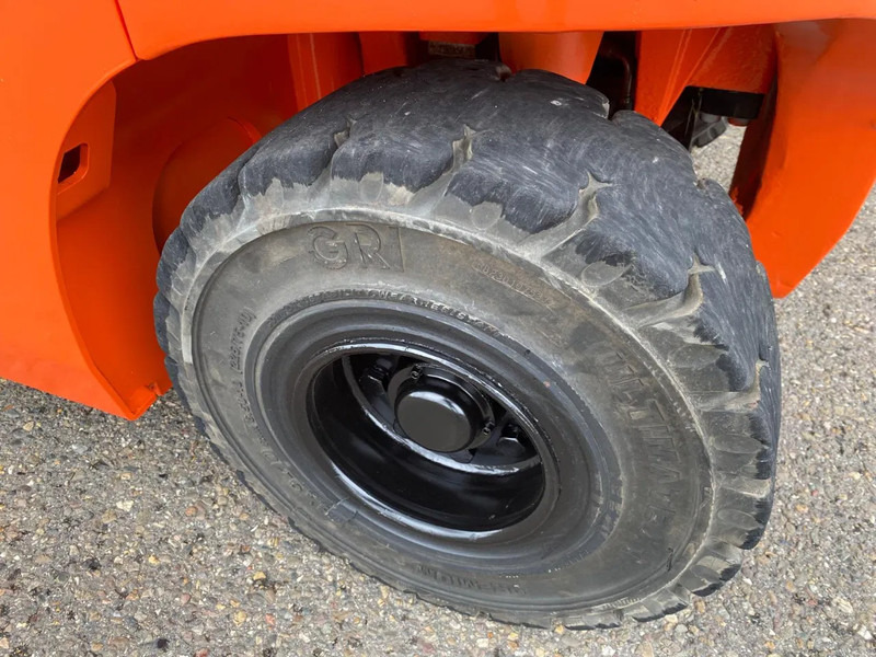 Chariot élévateur électrique Toyota 8FBMT45: photos 9 Chariot élévateur électrique Toyota 8FBMT45: photos 9