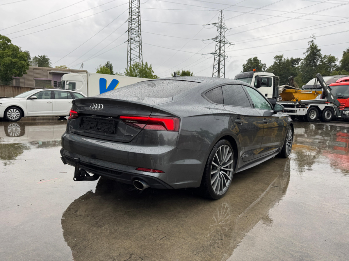 AUDI A5 2.0TFSI QUATTRO S-Line - Voiture: photos 5 AUDI A5 2.0TFSI QUATTRO S-Line - Voiture: photos 5