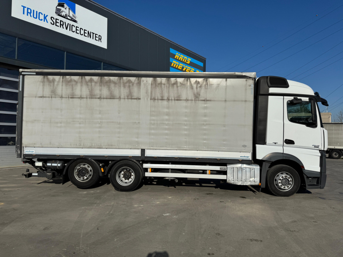 MERCEDES Actros 2545 6x2 - Camion à rideaux coulissants: photos 4 MERCEDES Actros 2545 6x2 - Camion à rideaux coulissants: photos 4