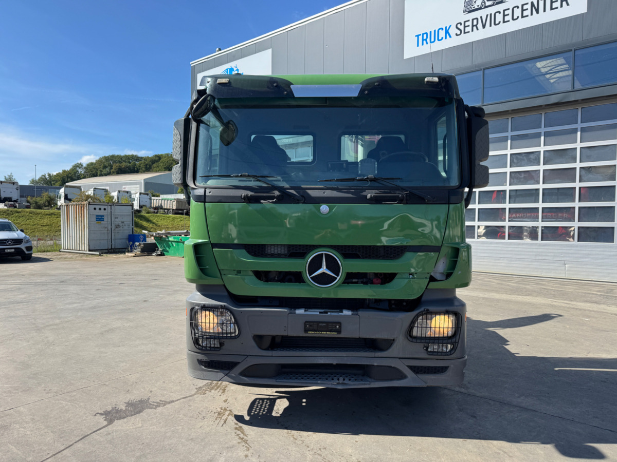 MERCEDES BENZ ACTROS 4448 - Camion ampliroll: photos 2 MERCEDES BENZ ACTROS 4448 - Camion ampliroll: photos 2